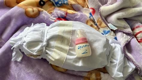 BM Gazzede bebekler dünyanın gözü önünde yavaş yavaş can veriyor